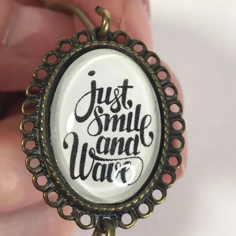Oval Just Smile and Wave Bangle Bracelet Vintage Jewelry